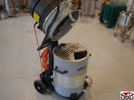 Nilfisk VHO200CB - Jednofázový dvojmotorový vysávač pre vysávanie olejov 4010400054