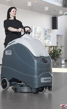 Nilfisk SC1500 51D 56104002 - Batériový podlahový umývací stroj