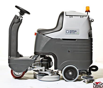 Nilfisk BR 652 W/CHARGER 9087261020 - Batériový podlahový umývací stroj